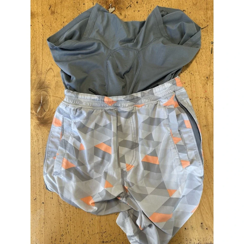 Lululemon Pace Breaker Shorts‎ Men's Medium Liner 9inch Abstract Geometric